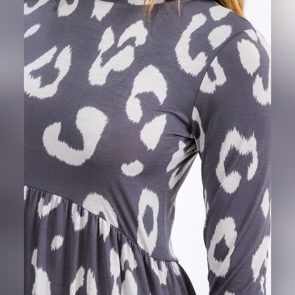 Boutique Animal Print Flare Dress Long Sleeve Pockets Above The Knee Gray - Picture 8 of 16